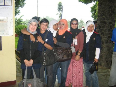 Dheka dan BPSNT Crew pada lawatan budaya 2008 di Ciamis